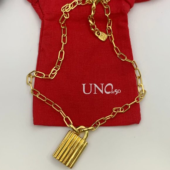UNO de 50 MAGIC KEY NECKLACE Gold links padlock carabiner clasp - Picture 2 of 9